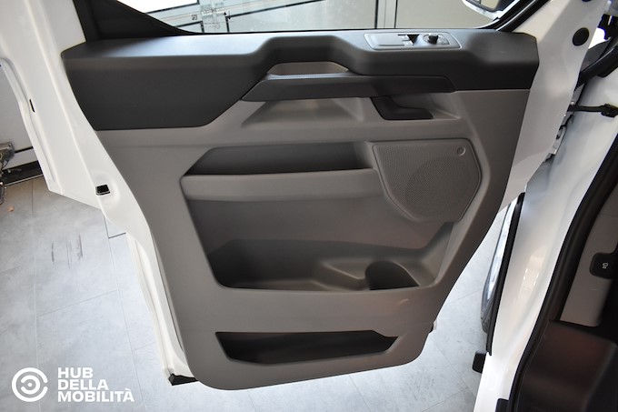 FORD TRANSIT CUSTOM 9 POSTI